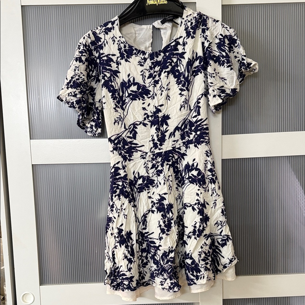 Forever 21 Navy Floral Dress